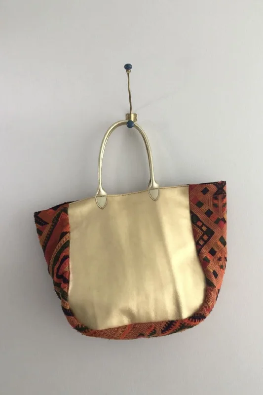 Minimalist Leather Bag For Modern Aesthetics BAG BENNY GOLD / TRIBAL FABRIC