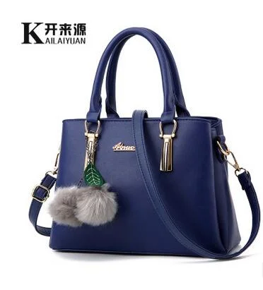 Bags For Free-Spirited And Artistic Styles 100% Genuine leather Women handbags 2018 new female bag fashionista embossed shoulder bags of western style air bag