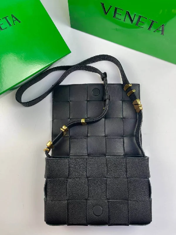 Bags For Free-Spirited And Artistic Styles BOTTEGA VENETA Cassette Intrecciato grained leather shoulder bag black