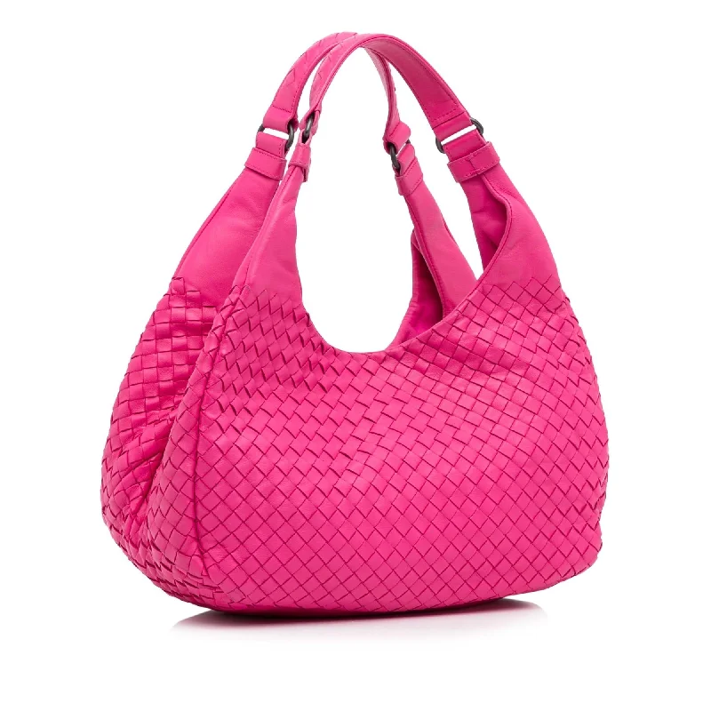 Bags For Free-Spirited And Artistic Styles Bottega Veneta Intrecciato Campana Shoulder Bag (SHG-zHaaGr)