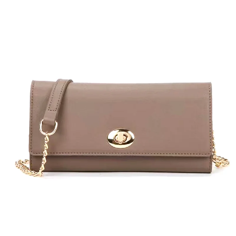 Edgy Bags For Bold And Daring Fashionistas Chain Crossbody Shoulder Bag with Twist Lock(Coffee)