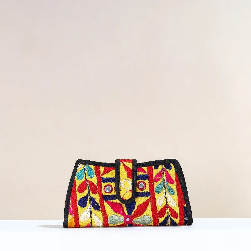 Vintage-Inspired Multicolor - Handcrafted Kutch Embroidery Cotton Clutch / Wallet