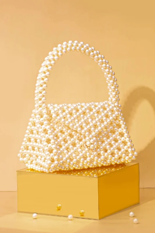 Inspired Bags For Timeless Elegance Amelia Triangle bag - off-white