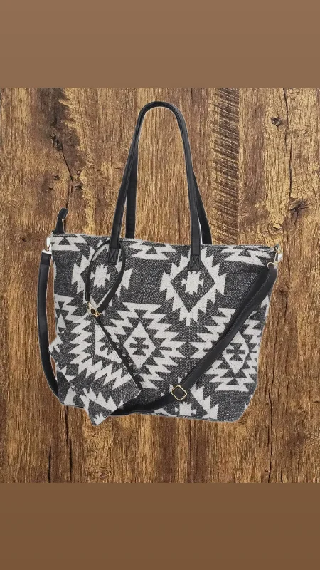 Bag For Luxury Lovers Aztec B+W Tote Bag W/Clutch