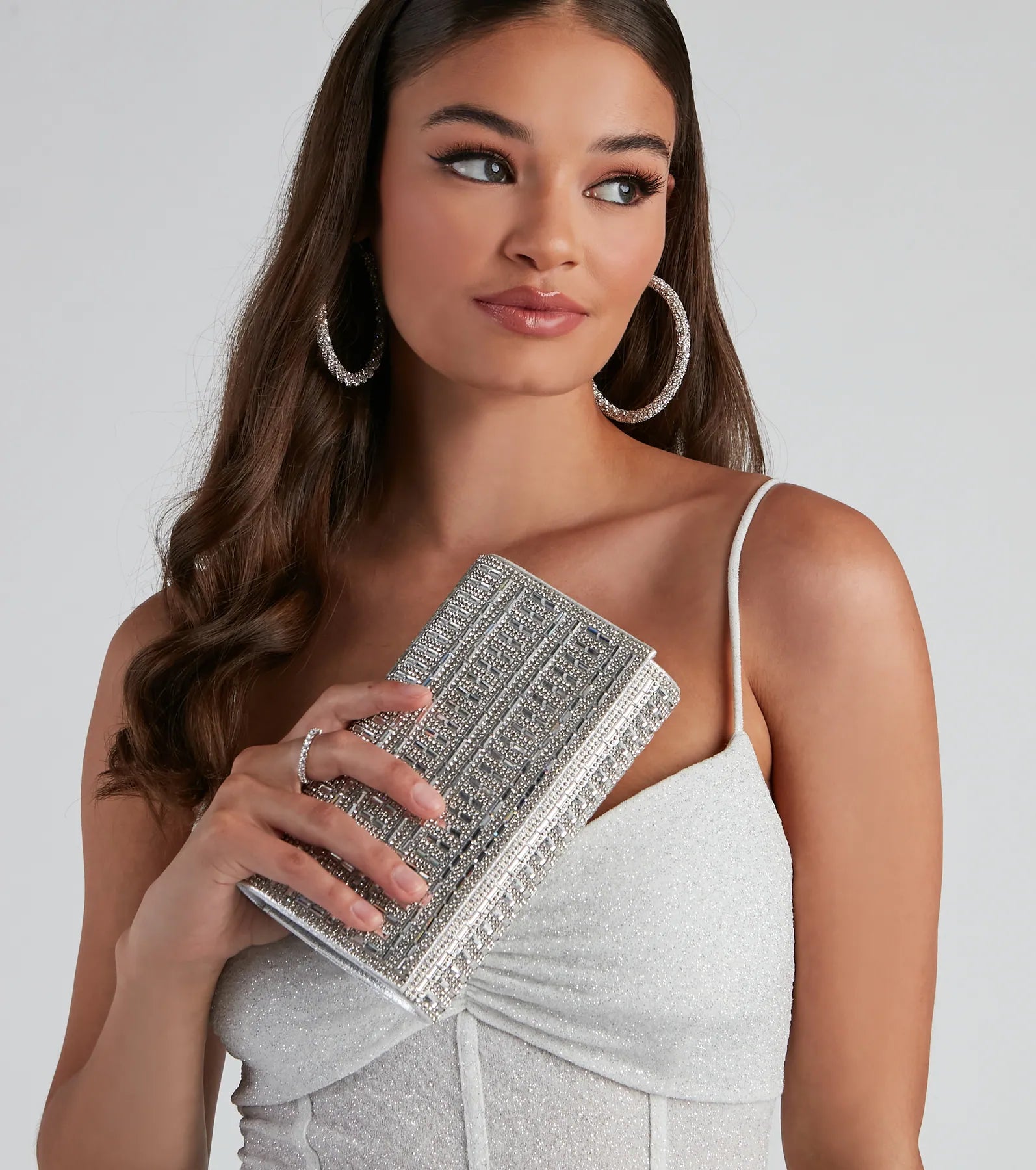 Lightweight And Affordable Bags So Glam Rhinestone And Baguette Stone Clutch